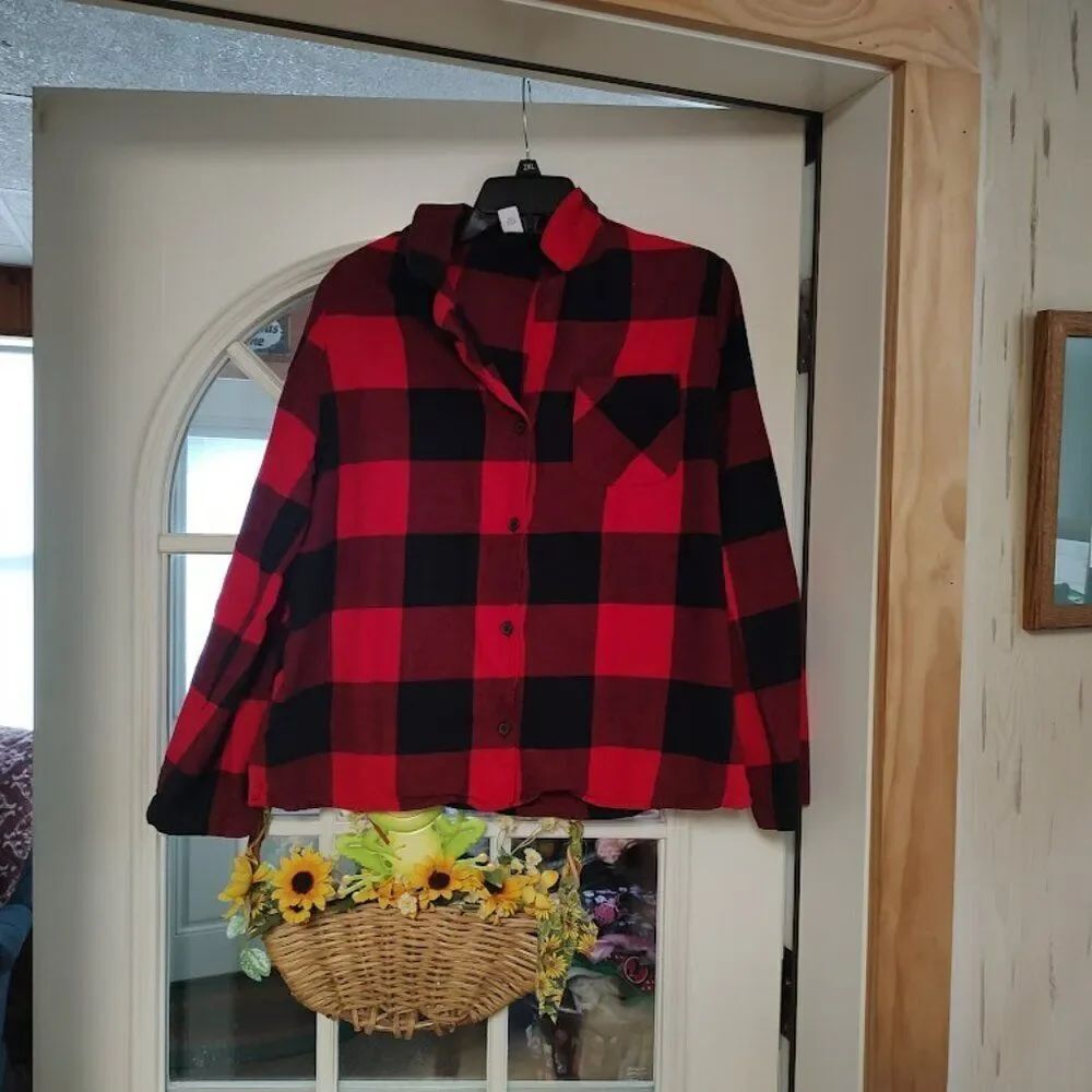 Old Navy Red Black Checked Flannel Pajama Set Size Women's L Worn 1 Time